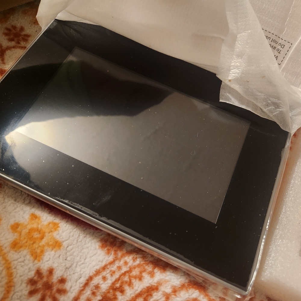 Digital Picture Frame - Picture 4 of 4